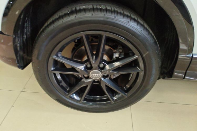 Q2L 2019 car image #5
