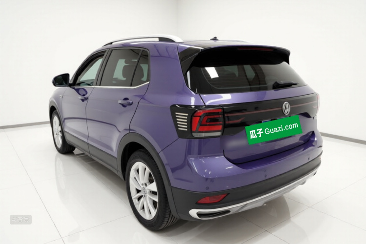 Volkswagen T-Cross 2019 #5 Volkswagen T-Cross 2019 car image #5