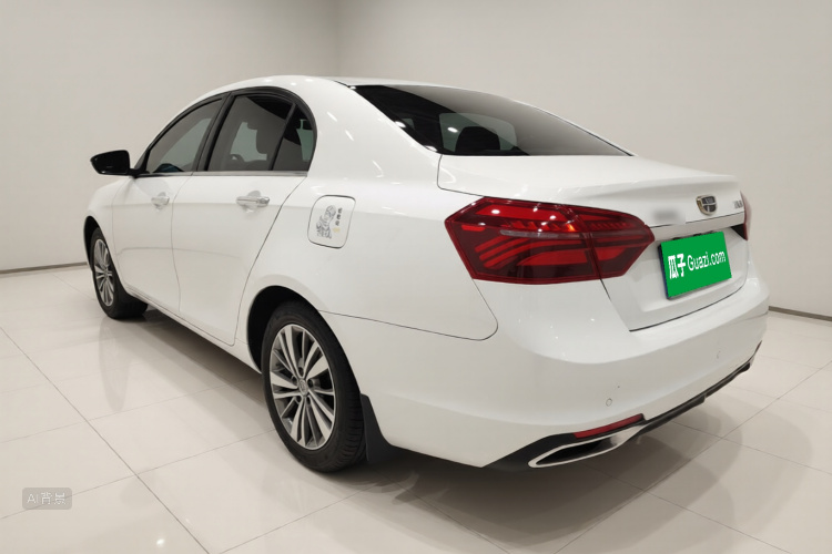 Emgrand 2018 car image #5