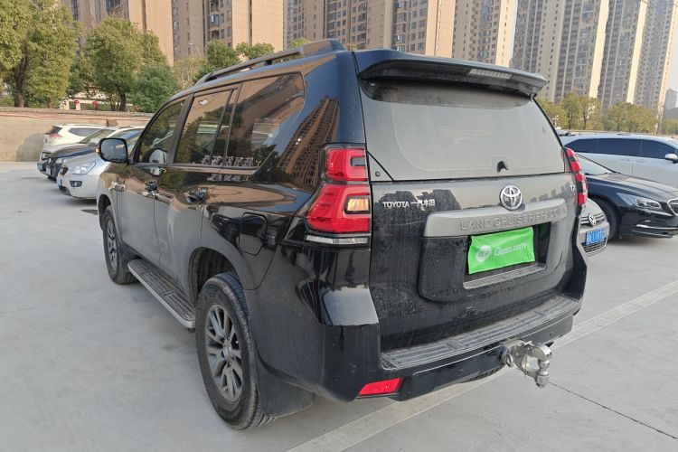 Toyota Land Cruiser Prado 2018 #5 Toyota Land Cruiser Prado 2018 car image #5