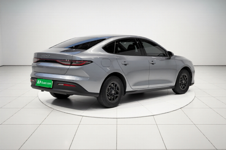 BYD Seal 05 DM-i 2025 car image #5