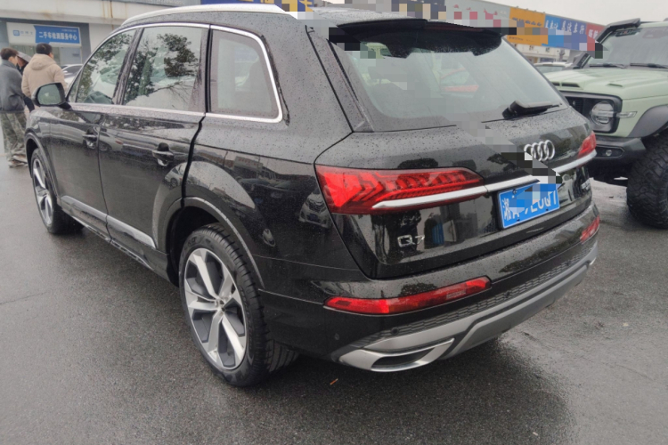 Audi Q7 2023 #5 Audi Q7 2023 car image #5