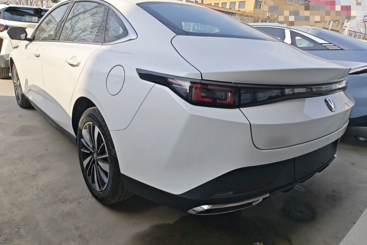 Changan EadoPHEV 2026 immagine di auto #5