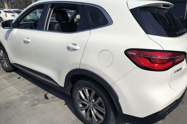 MG HS 2020 car image #5