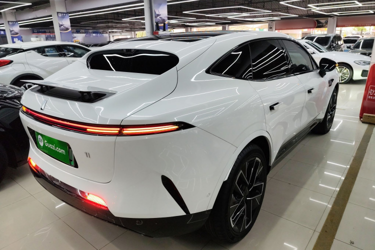 Avatr 11 2023 #5 Avatr 11 2023 car image #5