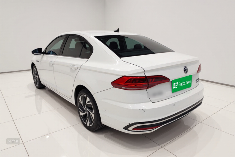 Volkswagen Bora 2022 immagine di auto #5