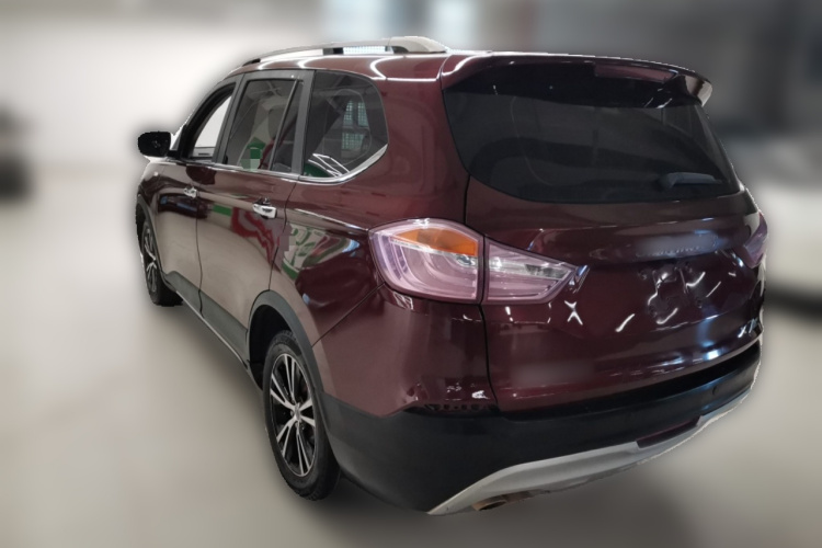 SWM斯威汽车 SWM斯威X7 2017 汽车图片 #5