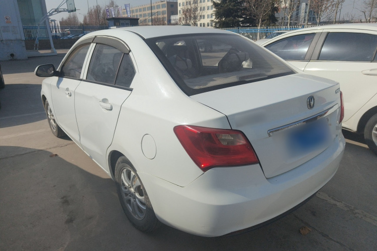 Changan Alsvin V3 2016 صورة سيارة #5