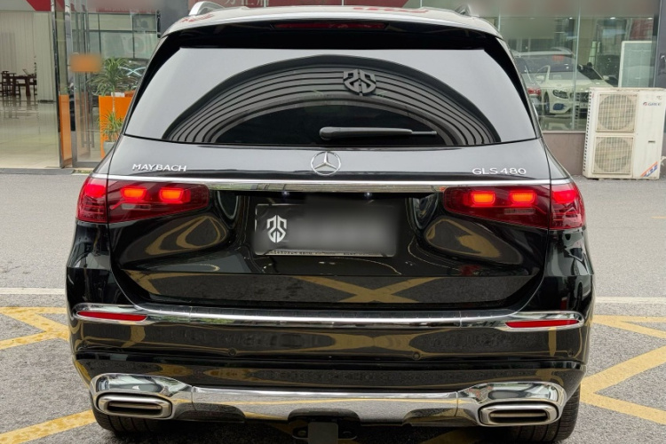 Mercedes-Benz 2024 car image #5