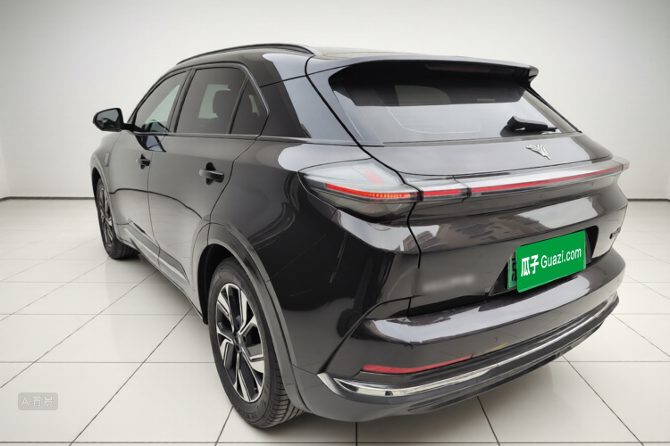 哪吒汽车 哪吒U 2023 汽车图片 #5