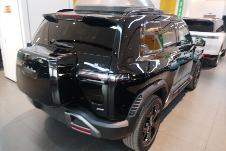 FangChengBao Tiger 3 2025 car image #5