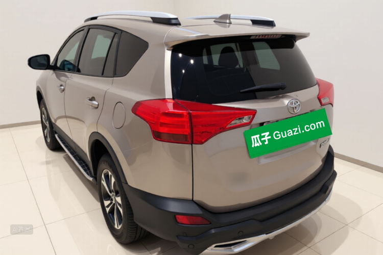 Toyota RAV4 2015 #5 Toyota RAV4 2015 immagine di auto #5
