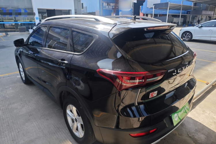 X70M 2021 car image #5