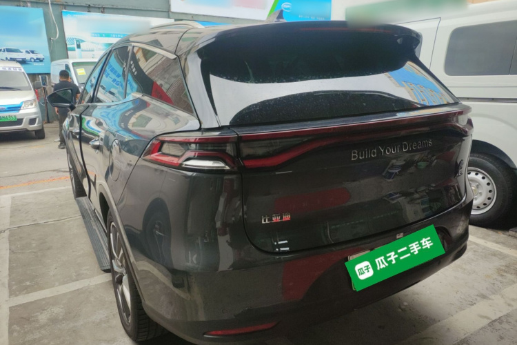BYD Tang New Energy 2018 #5 BYD Tang New Energy 2018 car image #5