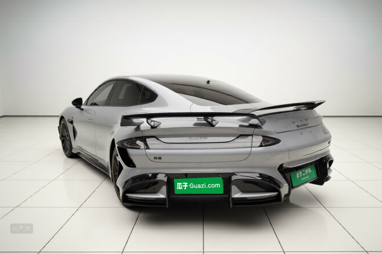 MI SU7 Ultra 2025 car image #5