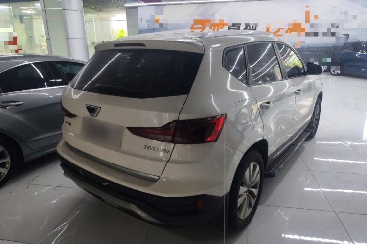 VS5 2019 car image #5