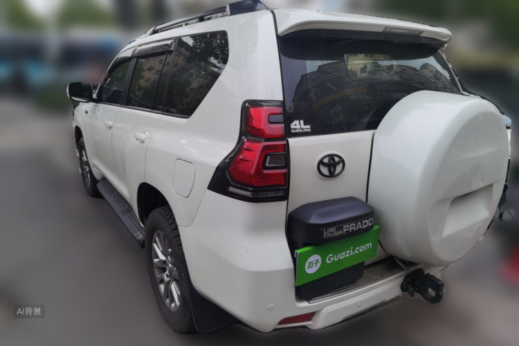 Toyota Land Cruiser Prado 2019 immagine di auto #5