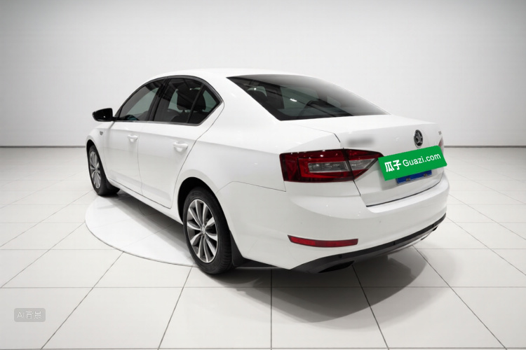 Skoda Octavia 2017 car image #5