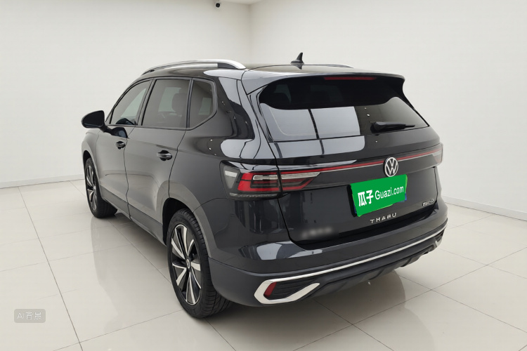 Volkswagen Tharu 2024 immagine di auto #5