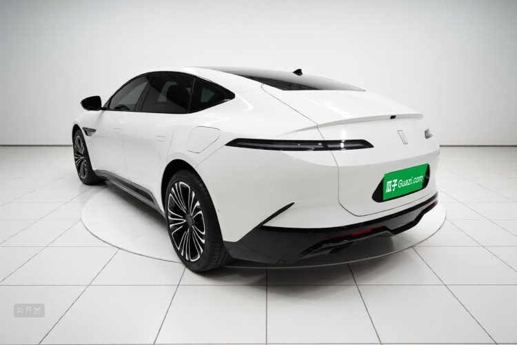 Avatr 12 2024 car image #5