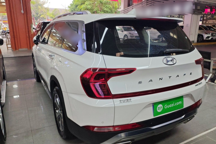 Hyundai Santa Fe 2019 car image #5