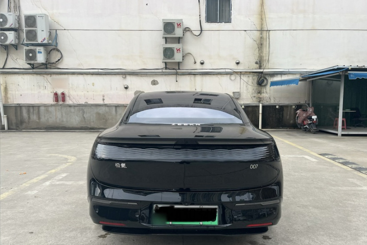极氪 极氪007 2024 汽车图片 #5