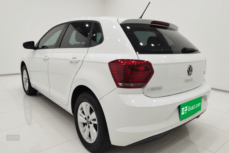 Polo 2023 car image #5
