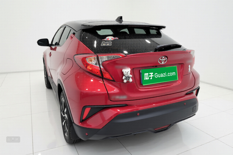 Toyota C-HR 2019 #5 Toyota C-HR 2019 car image #5