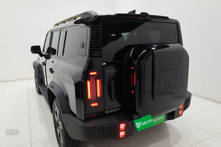 Jetour Traveller 2023 car image #5