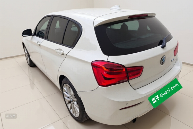 BMW 1 Series (Imported) 2015 car image #5