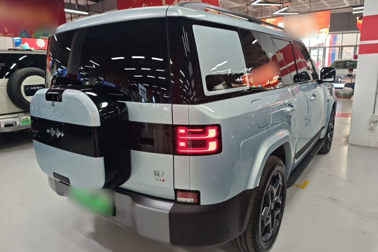 FangChengBao Tiger 7 2025 car image #5