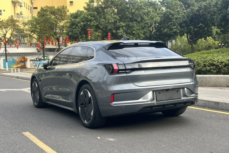 极氪 极氪001 2022 汽车图片 #5