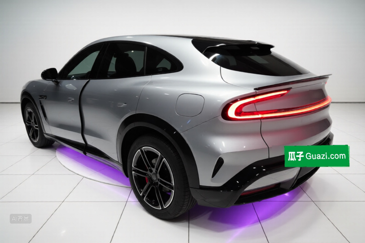 MI YU7 2025 imagen de coche #5