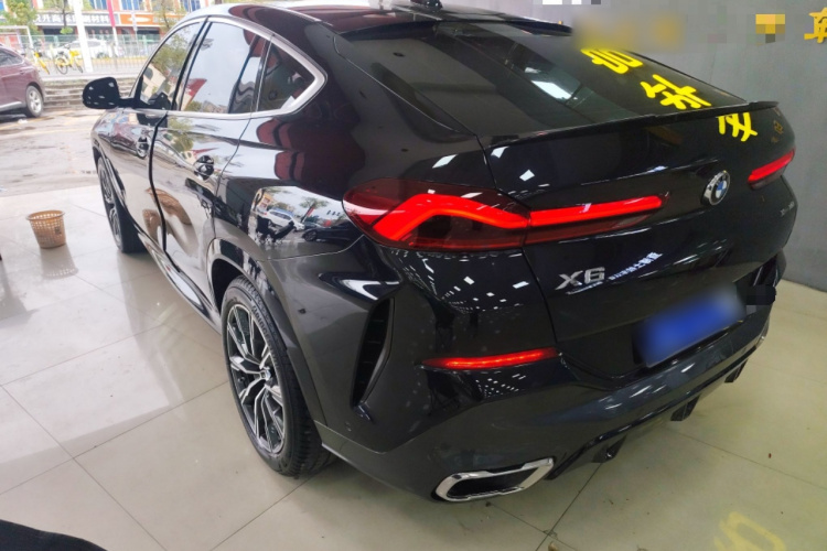 BMW X6 2020 immagine di auto #5