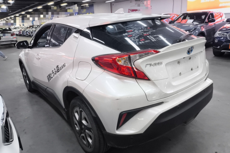 Toyota C-HR EV 2021 car image #5
