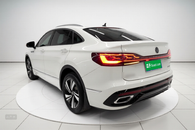 Volkswagen Tiguan X 2023 immagine di auto #5