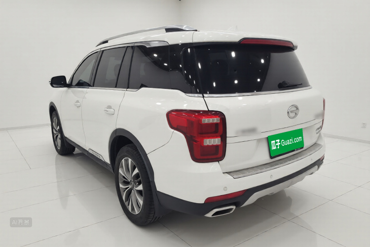 GAC Trumpchi GS8 2018 صورة سيارة #5