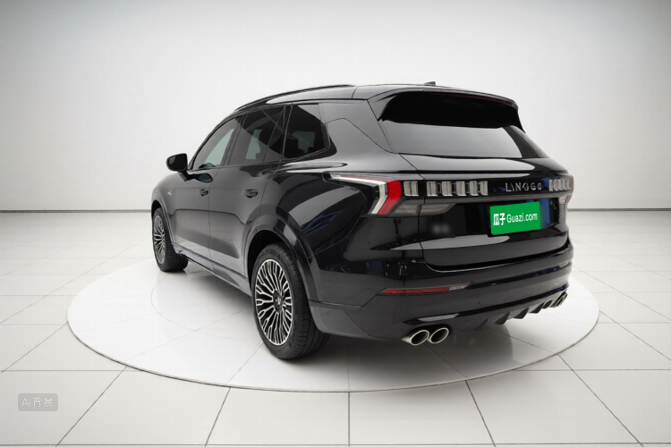 Lynk & Co 09 2026 car image #5