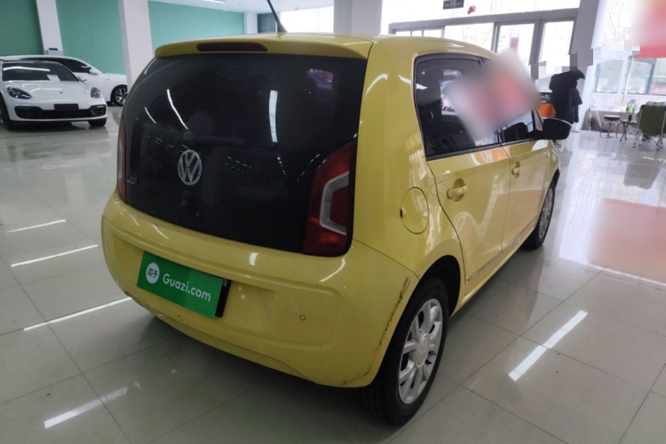 Volkswagen up! 2016 car image #5