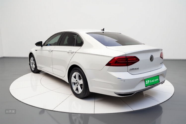 Volkswagen Lamando 2019 car image #5