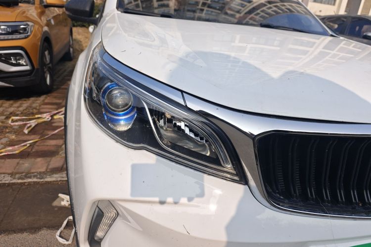 X3 PRO 2022 car image #5