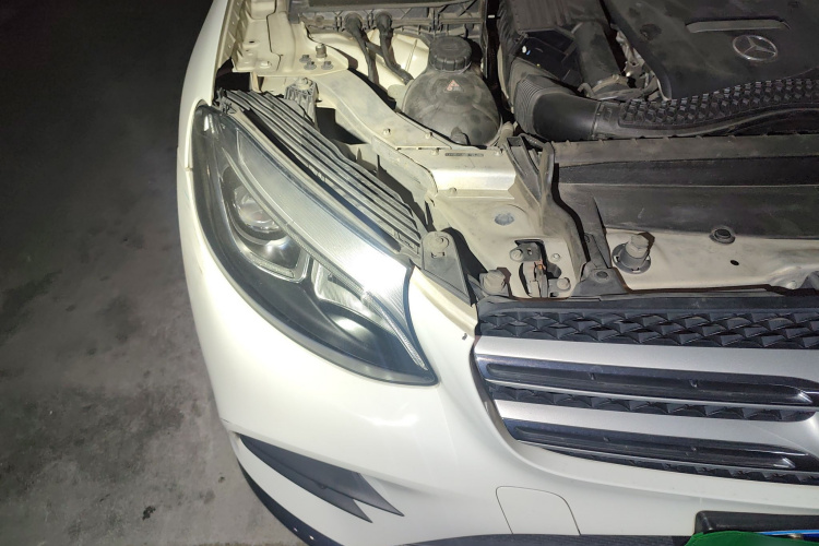 Mercedes-Benz GLC Class 2017 car image #5