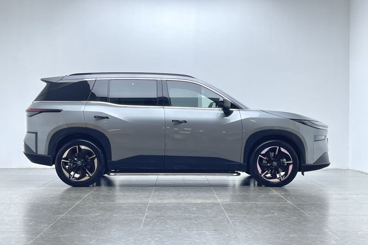 Toyota Bozhi 3X 2025 car image #5