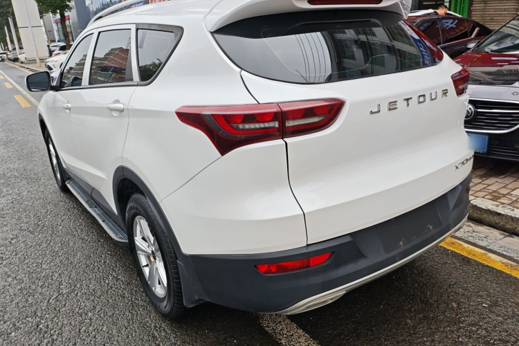X70M 2021 car image #5