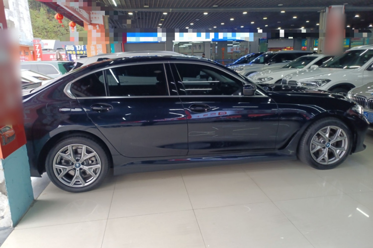 BMW i3 2024 imagem de carro #5