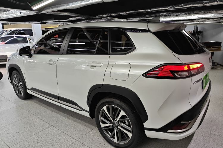Toyota Frontlander 2023 car image #5