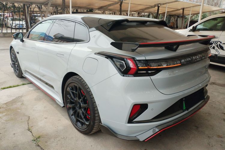 极氪 极氪001 FR 2023 汽车图片 #5