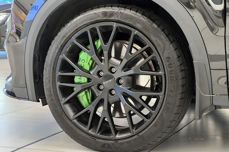 Lynk & Co 05 2022 car image #5