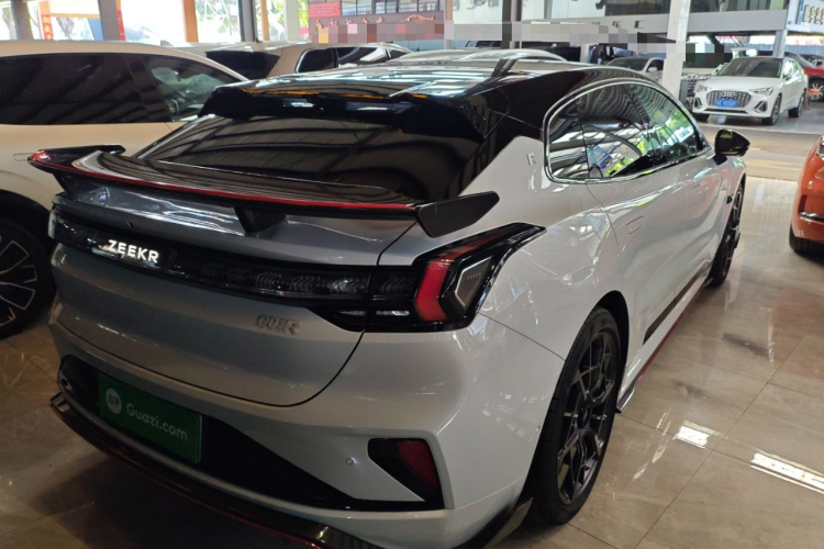 极氪 极氪001 FR 2024 汽车图片 #5