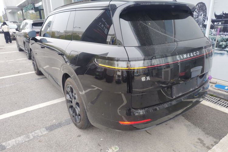 Lynk & Co 900 2025 car image #5
